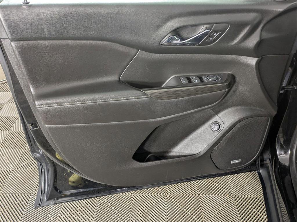 used 2018 GMC Acadia car, priced at $15,595