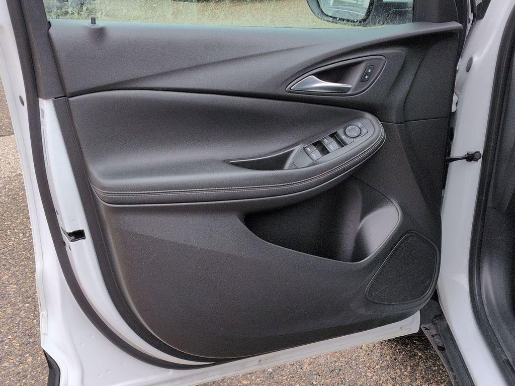 used 2025 Buick Encore GX car, priced at $19,995
