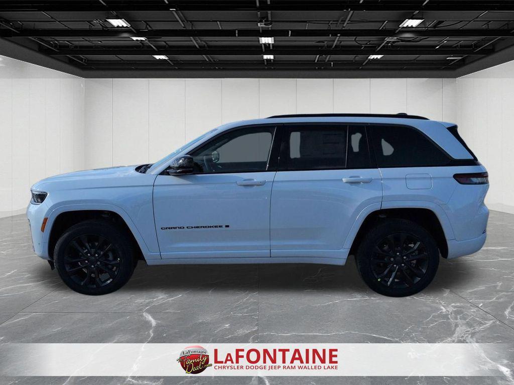 new 2026 Jeep Grand Cherokee car, priced at $44,500
