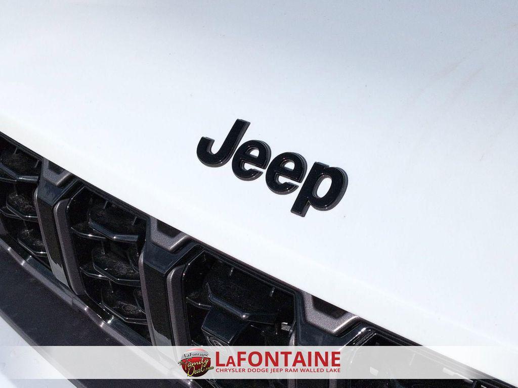 new 2026 Jeep Grand Cherokee car, priced at $44,500