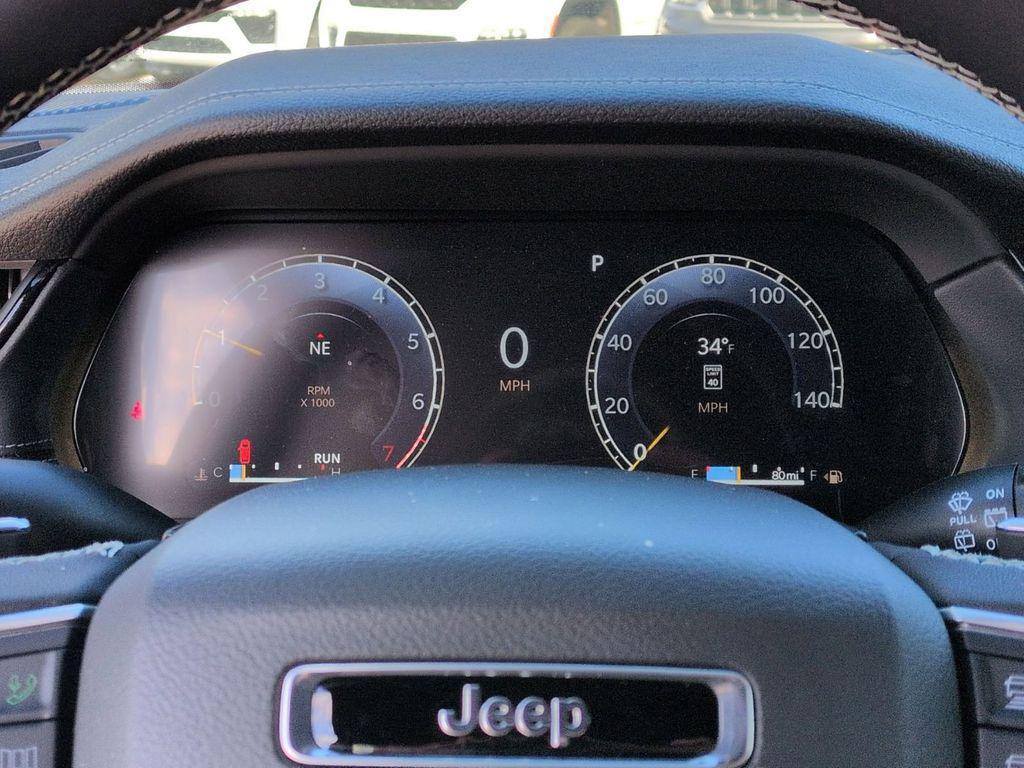 new 2026 Jeep Grand Cherokee car, priced at $44,500