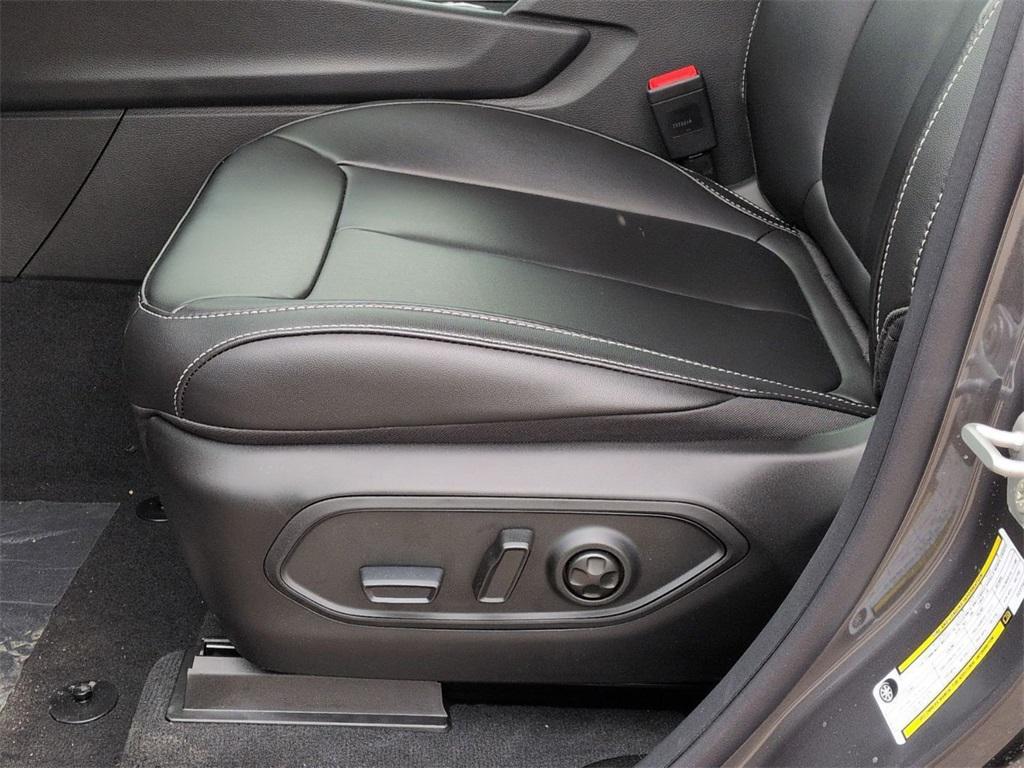 new 2026 Jeep Grand Cherokee car, priced at $42,764