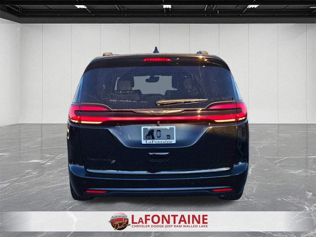 new 2026 Chrysler Pacifica car, priced at $41,527