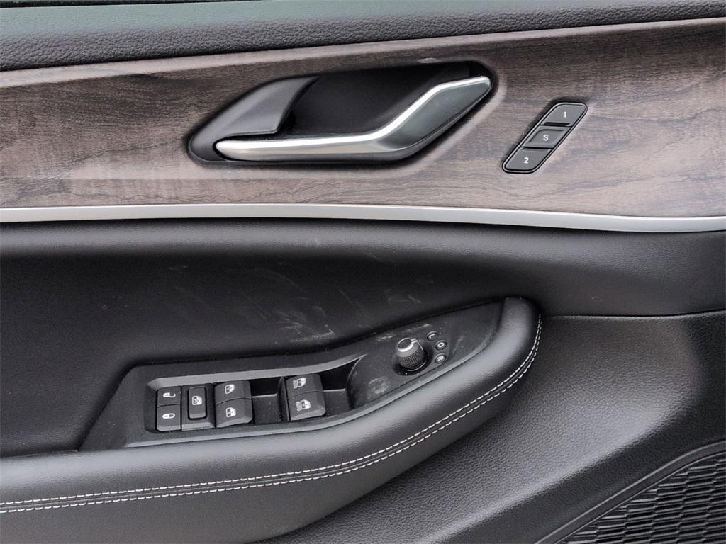 new 2025 Jeep Grand Cherokee car, priced at $42,764