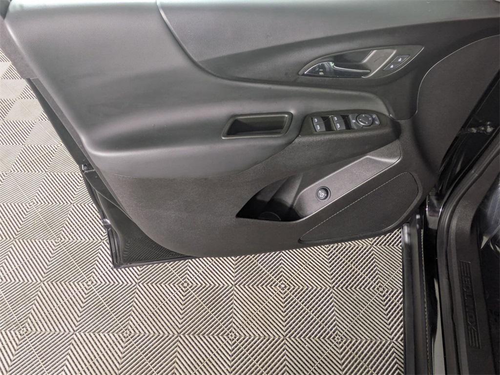 used 2024 Chevrolet Equinox car, priced at $21,195