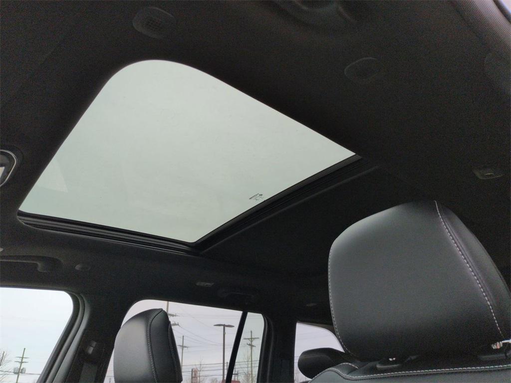 new 2026 Jeep Grand Cherokee car, priced at $44,474