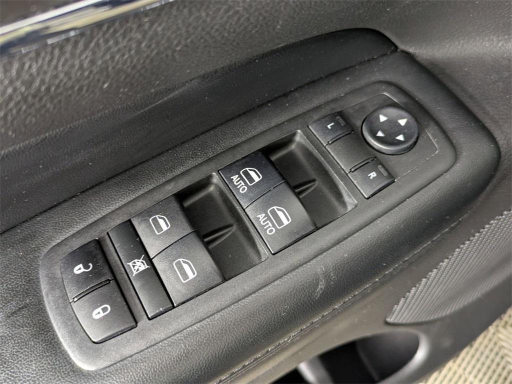 used 2018 Jeep Grand Cherokee car, priced at $18,795