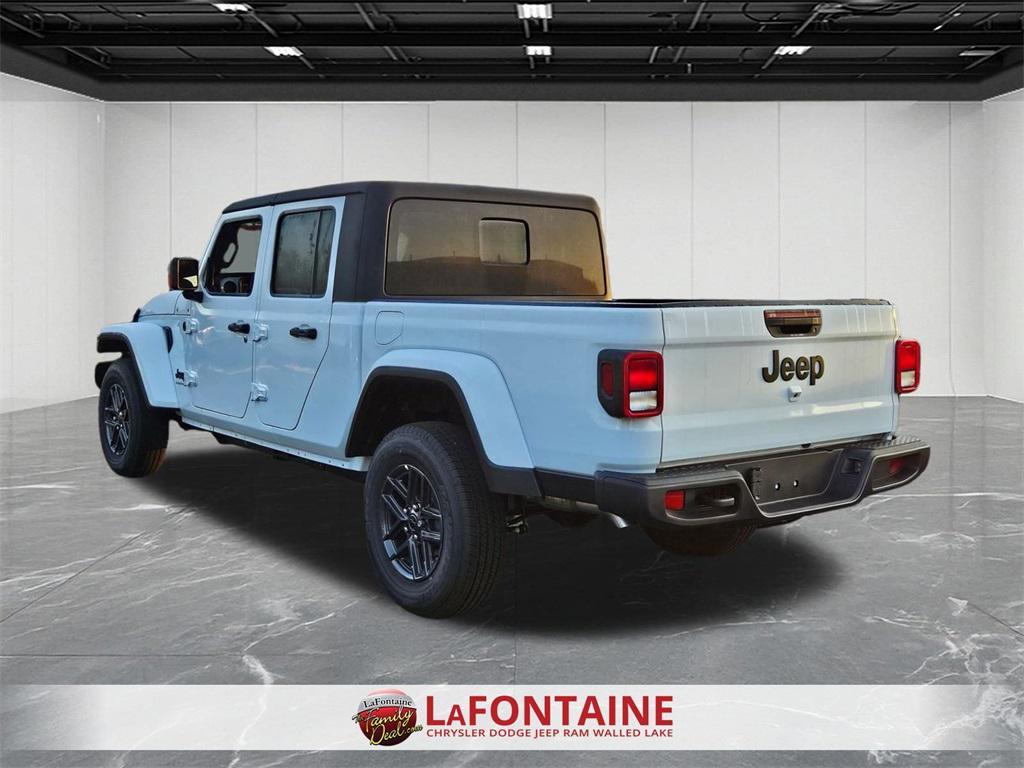 new 2025 Jeep Gladiator car, priced at $41,511