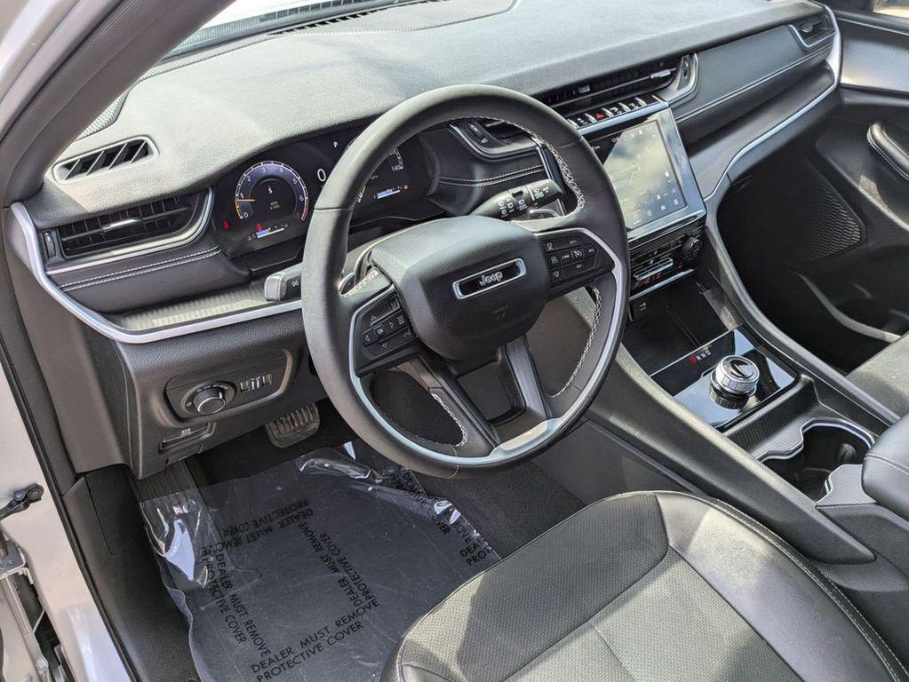 used 2024 Jeep Grand Cherokee car, priced at $36,799