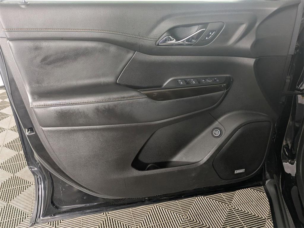 used 2023 GMC Acadia car, priced at $34,985