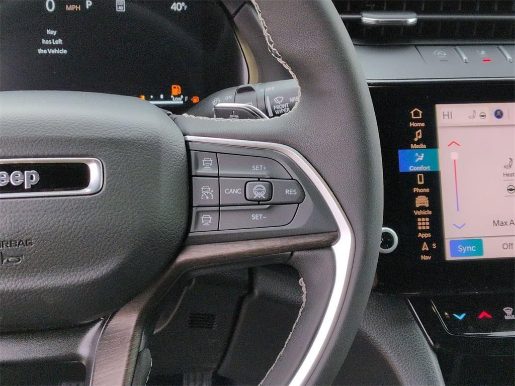 new 2026 Jeep Grand Cherokee car, priced at $42,424