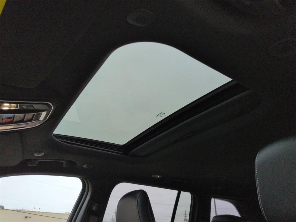 new 2026 Jeep Grand Cherokee car, priced at $42,424