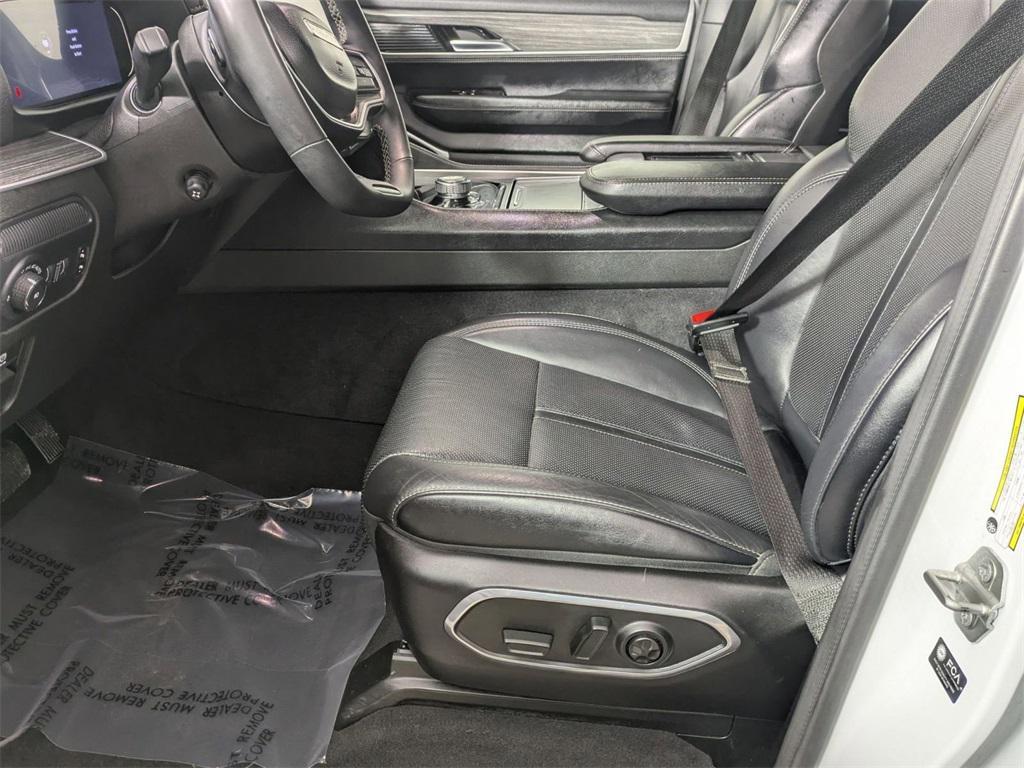 used 2024 Jeep Wagoneer car, priced at $40,990