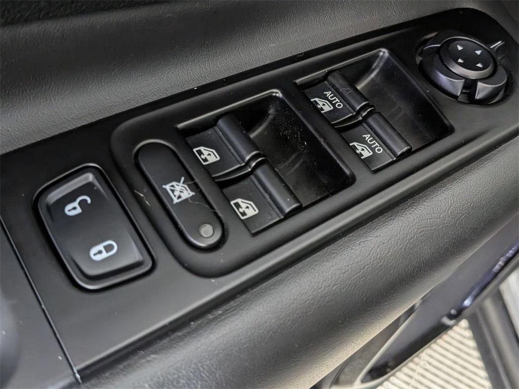 used 2020 Jeep Renegade car, priced at $14,995