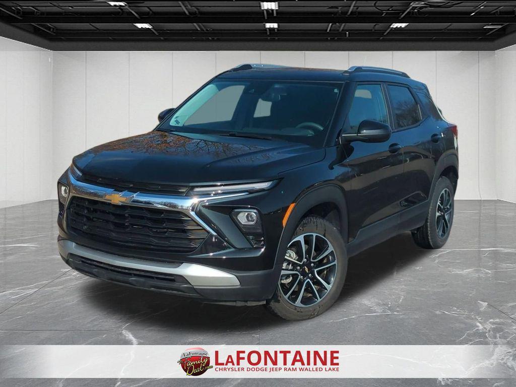 used 2025 Chevrolet TrailBlazer car, priced at $21,295