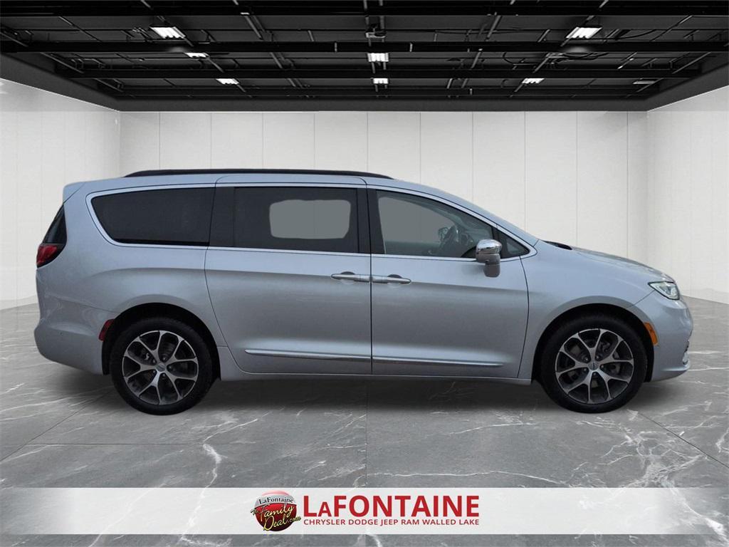 used 2022 Chrysler Pacifica car, priced at $31,800