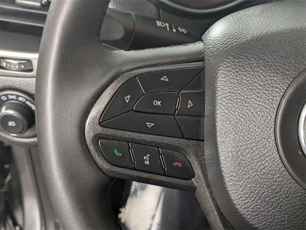 used 2023 Jeep Cherokee car, priced at $22,795