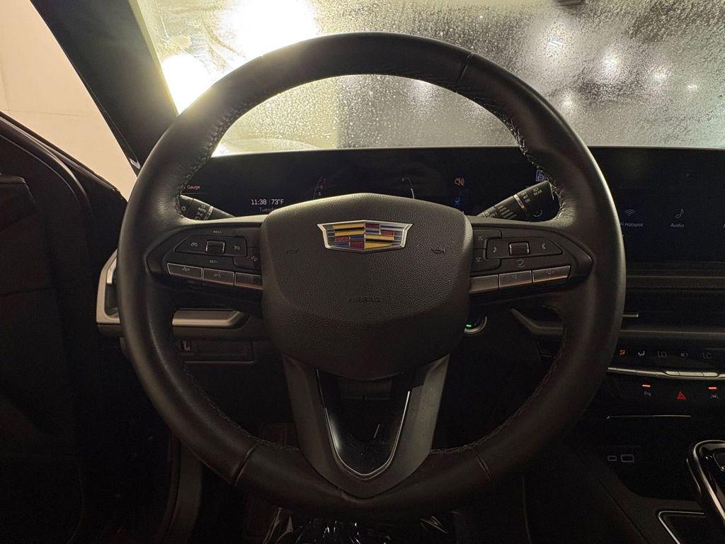 used 2025 Cadillac XT4 car, priced at $32,554