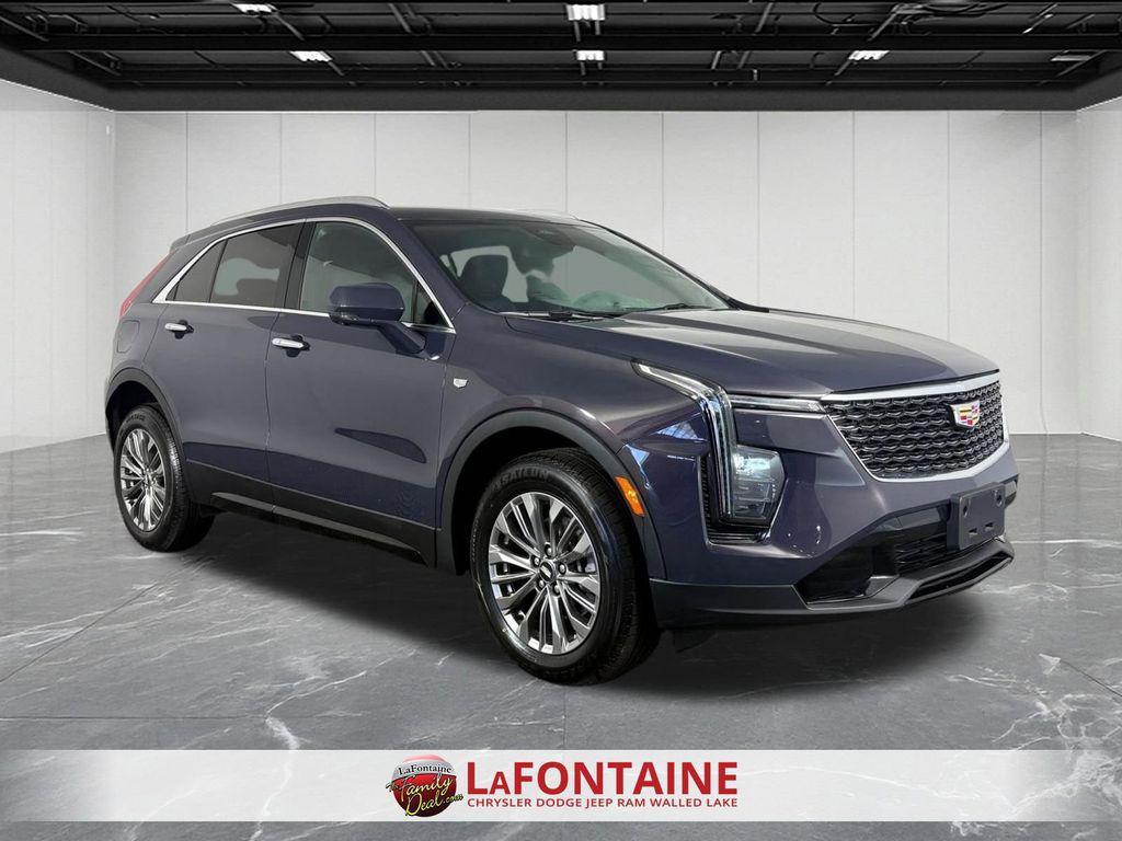 used 2025 Cadillac XT4 car, priced at $32,554