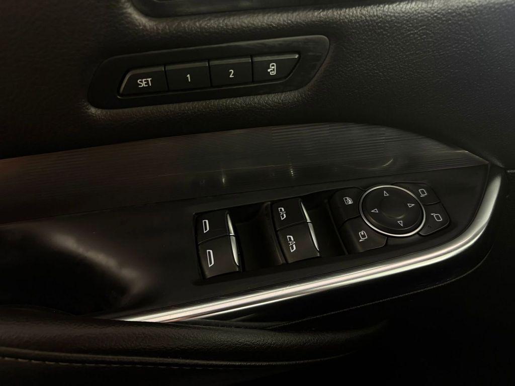 used 2025 Cadillac XT4 car, priced at $32,554