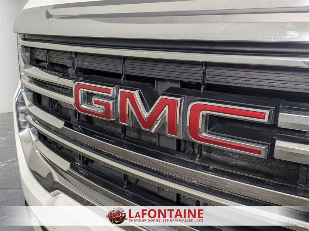 used 2023 GMC Acadia car, priced at $26,785