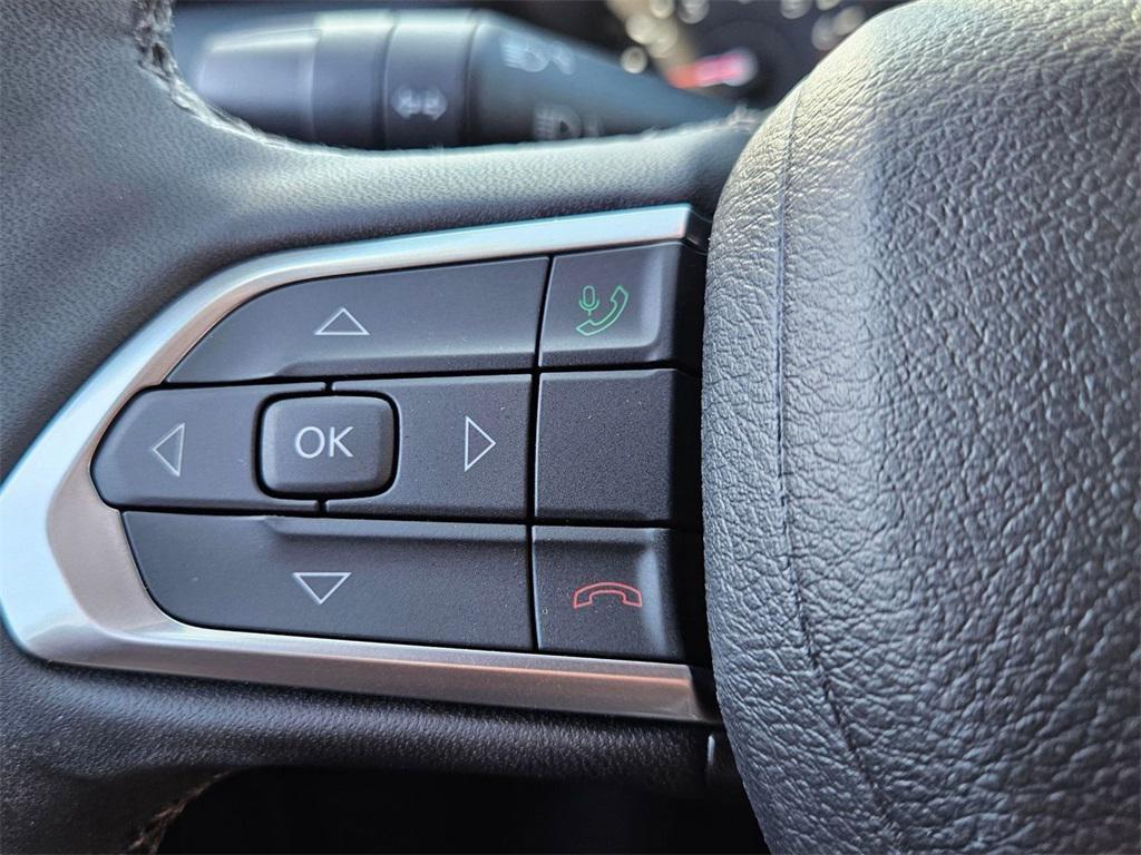 new 2026 Jeep Compass car, priced at $30,226