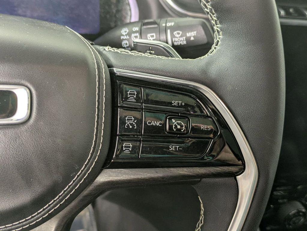 used 2023 Jeep Grand Cherokee car, priced at $38,285