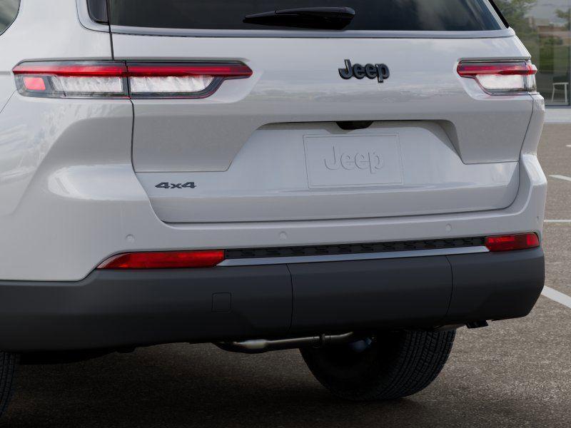 new 2026 Jeep Grand Cherokee car, priced at $41,138