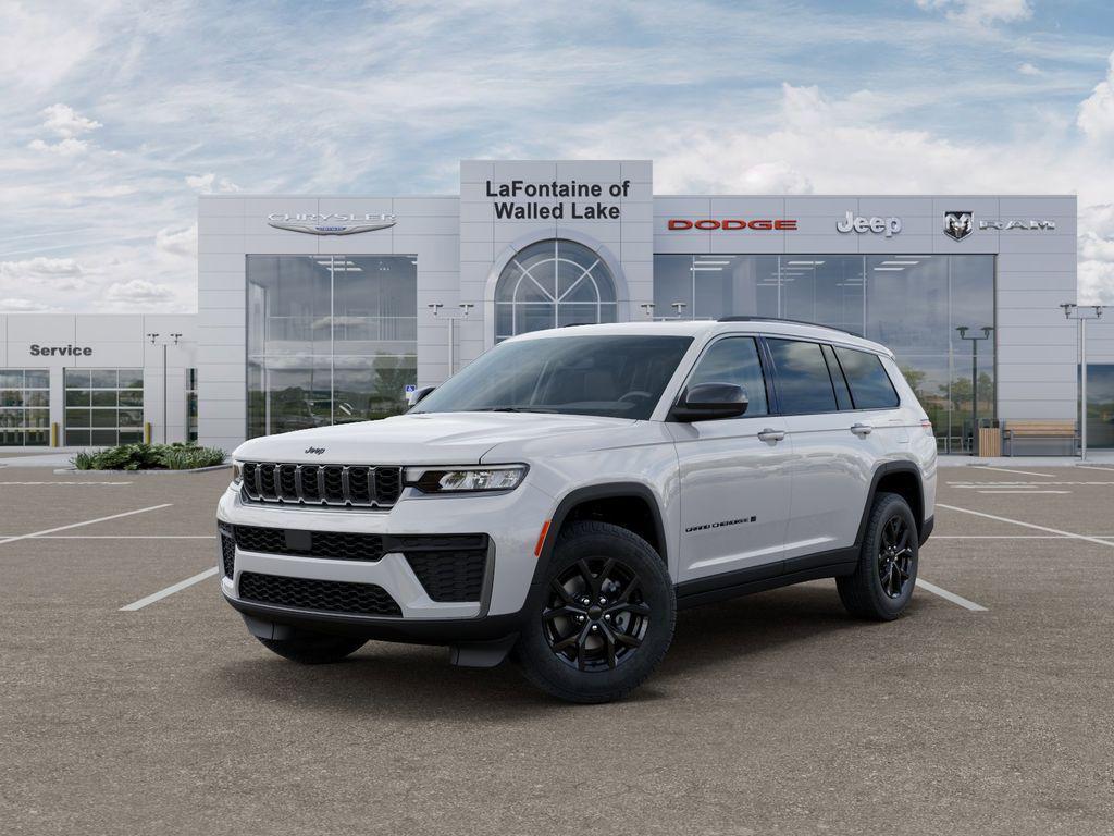 new 2026 Jeep Grand Cherokee car, priced at $41,138