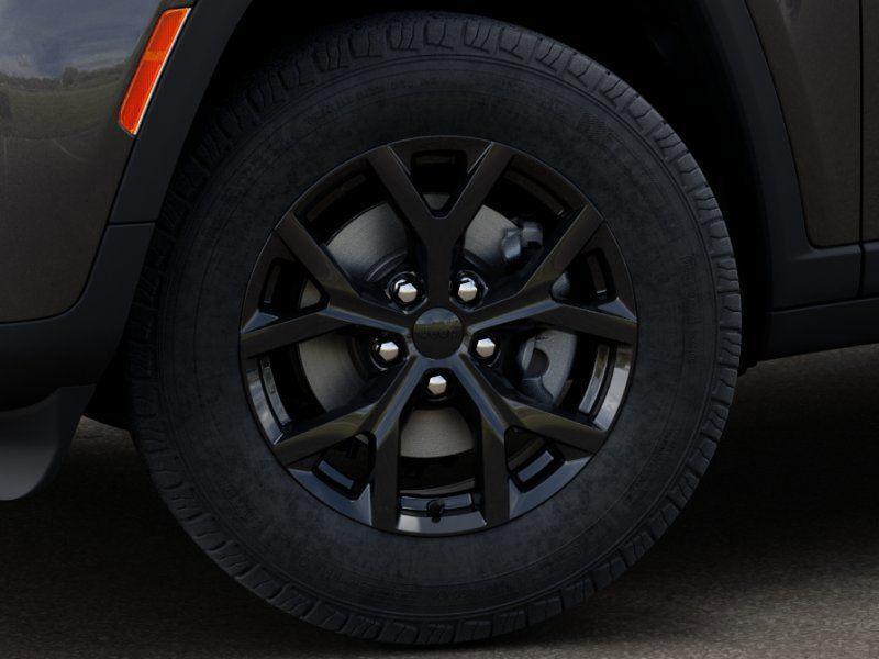 new 2026 Jeep Grand Cherokee car, priced at $49,549