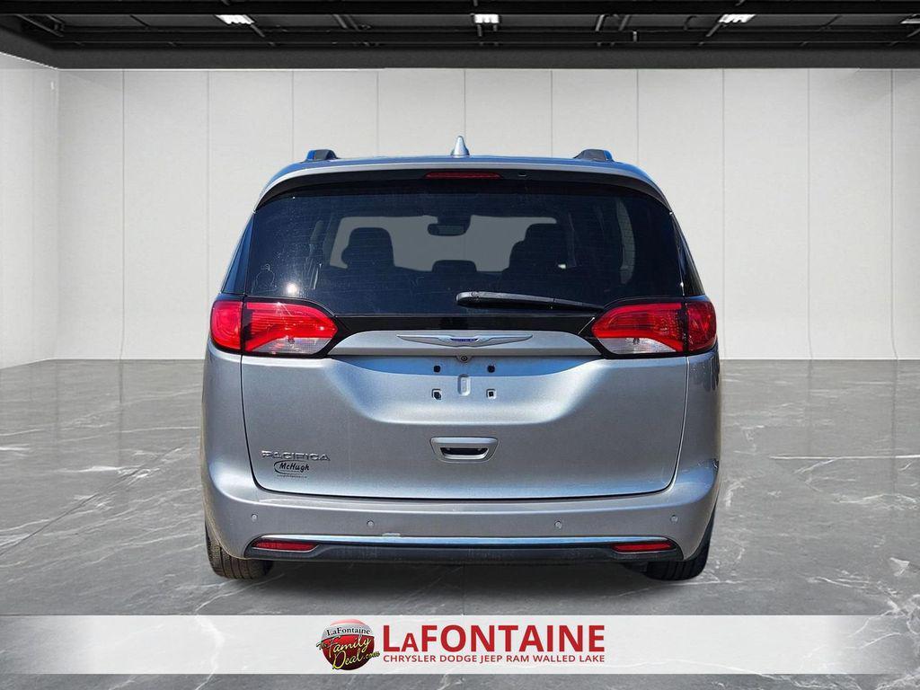 used 2019 Chrysler Pacifica car, priced at $18,295