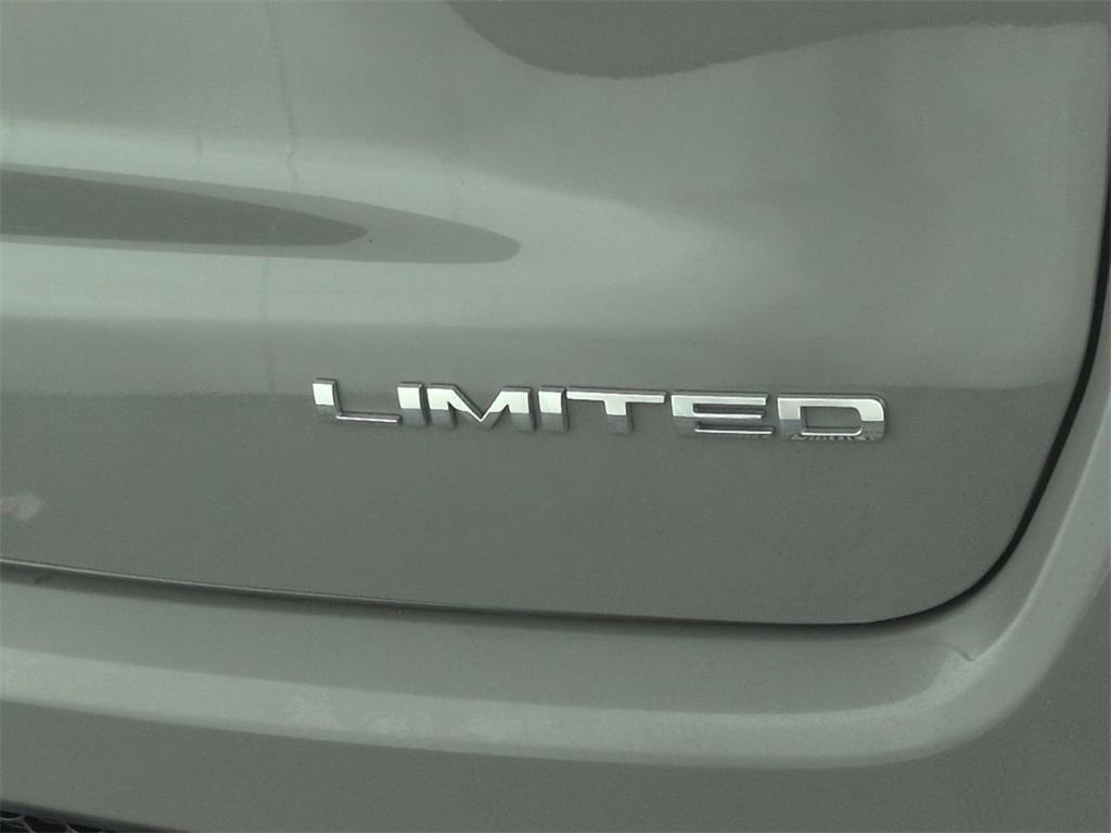 used 2020 Jeep Compass car, priced at $11,695