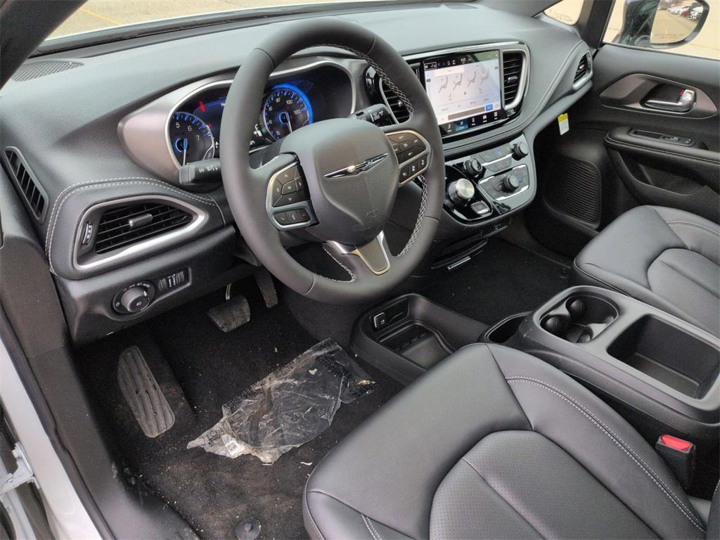 new 2026 Chrysler Pacifica car, priced at $40,629