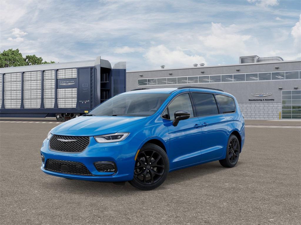 new 2026 Chrysler Pacifica car, priced at $42,595