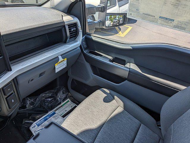 new 2025 Ford F-250 car, priced at $54,228