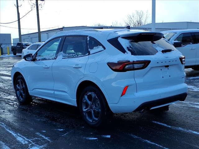 used 2023 Ford Escape car, priced at $22,995