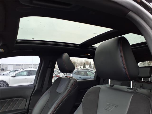 used 2024 Ford Edge car, priced at $33,995