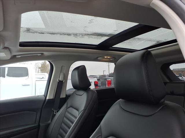 used 2024 Ford Edge car, priced at $25,995