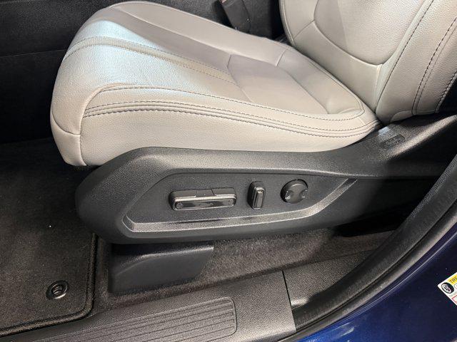 used 2023 Honda Pilot car, priced at $39,990