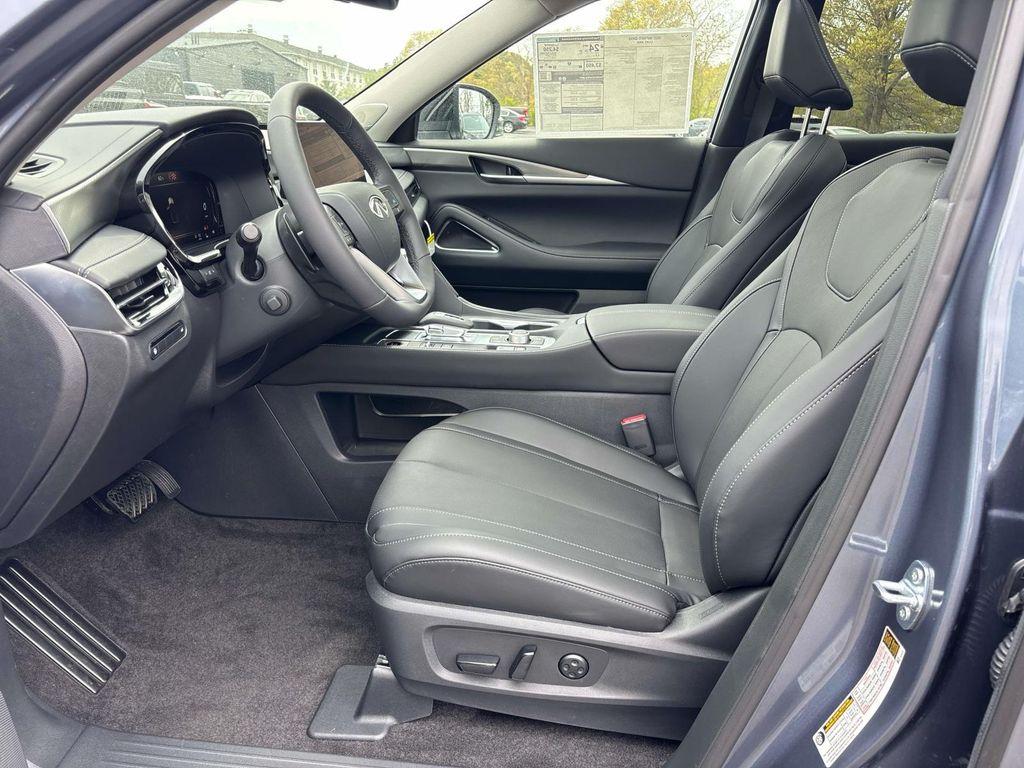 new 2027 INFINITI QX60 car, priced at $63,705
