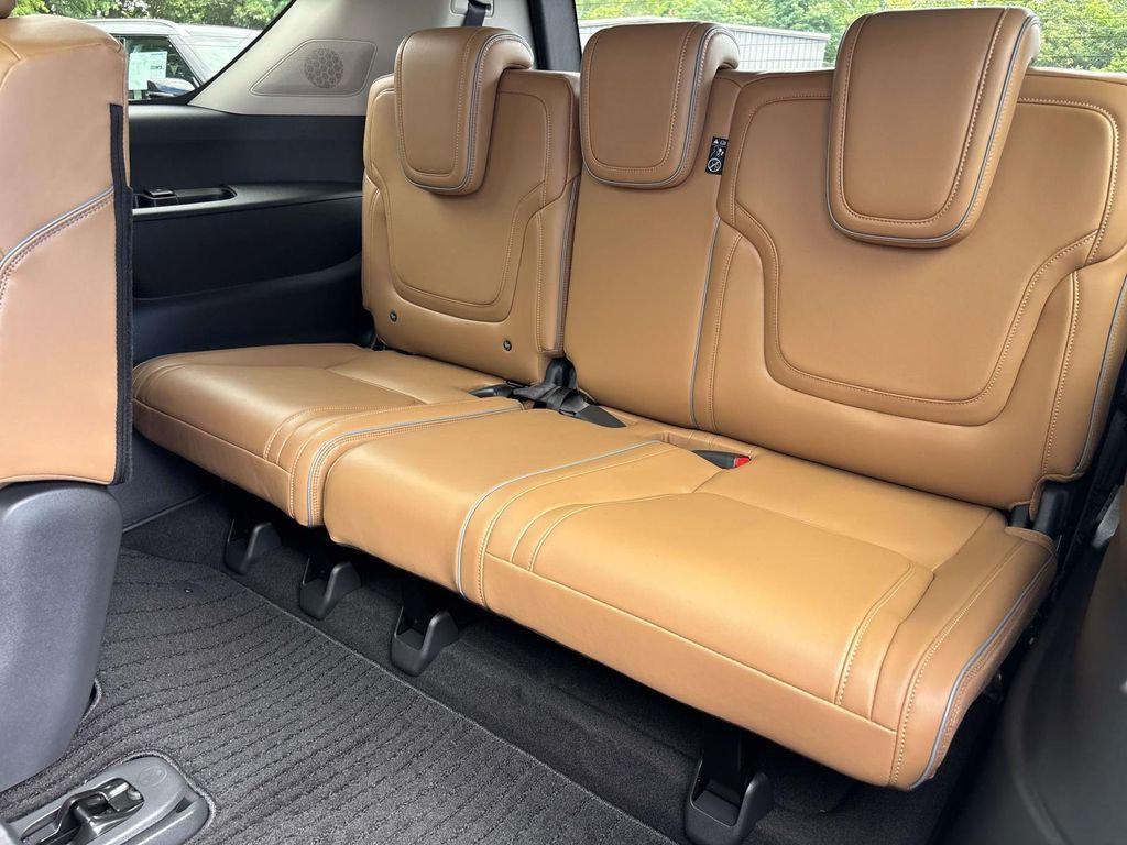 new 2027 INFINITI QX80 car, priced at $87,539