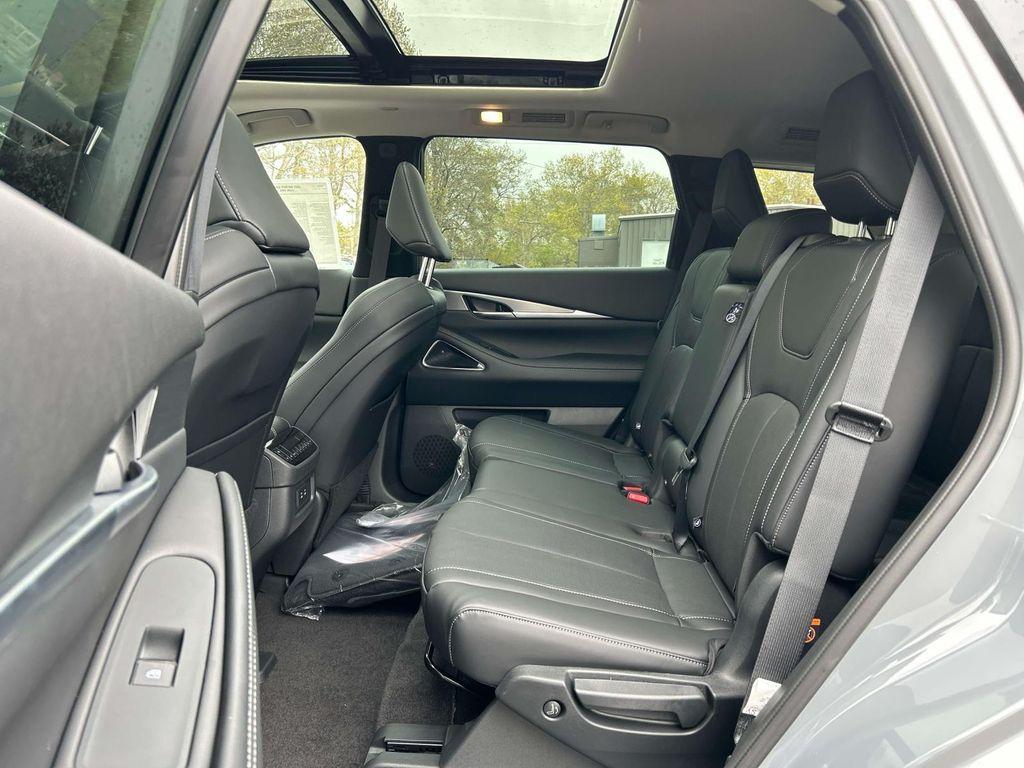 new 2027 INFINITI QX60 car, priced at $63,705