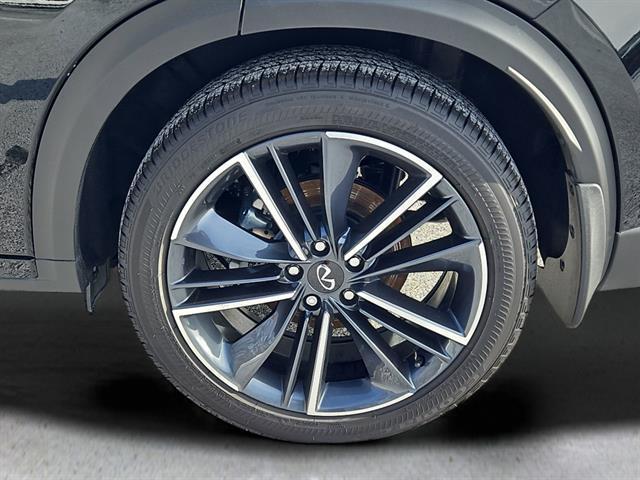 new 2025 INFINITI QX55 car, priced at $42,126