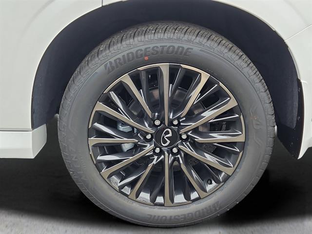 new 2026 INFINITI QX80 car, priced at $103,820