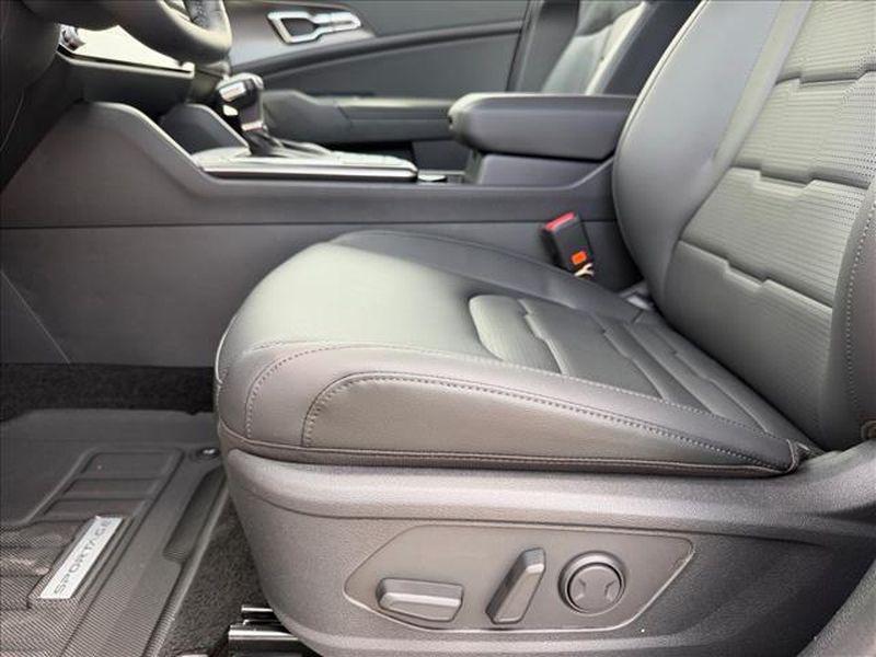 new 2026 Kia Sportage car, priced at $37,155