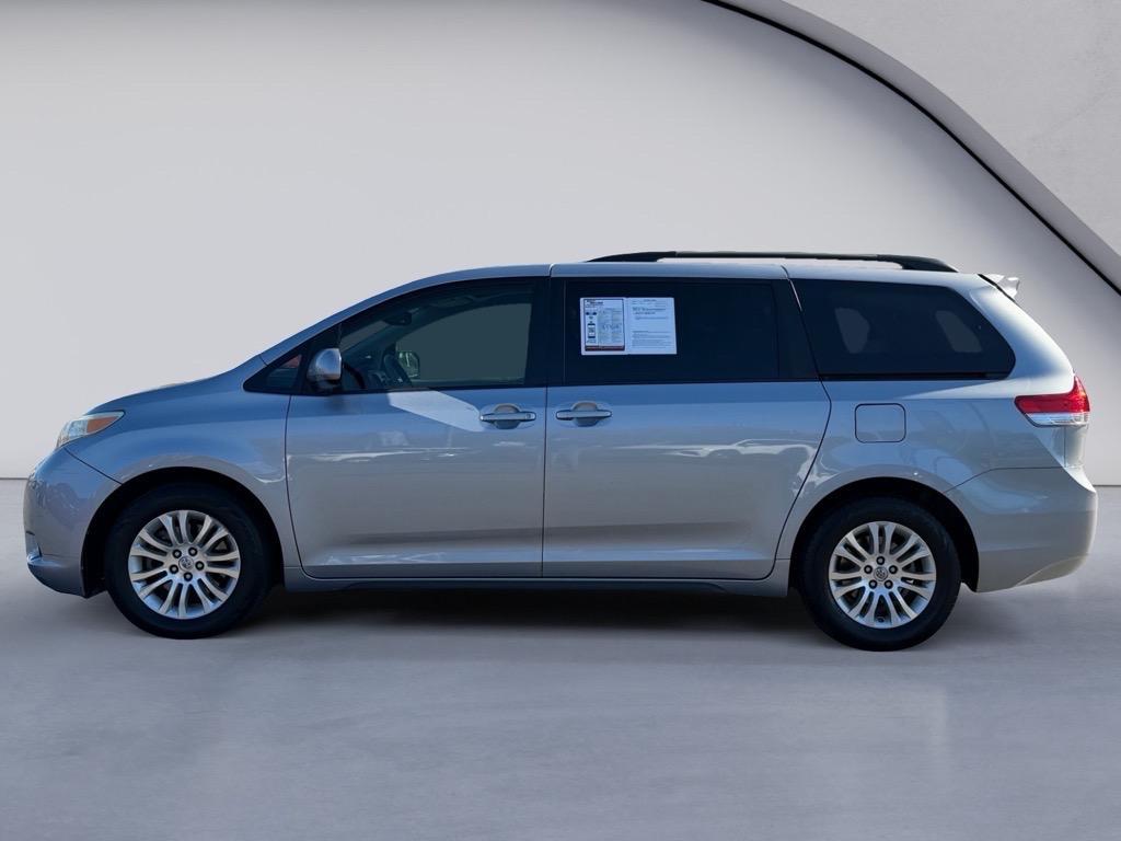used 2013 Toyota Sienna car, priced at $10,269