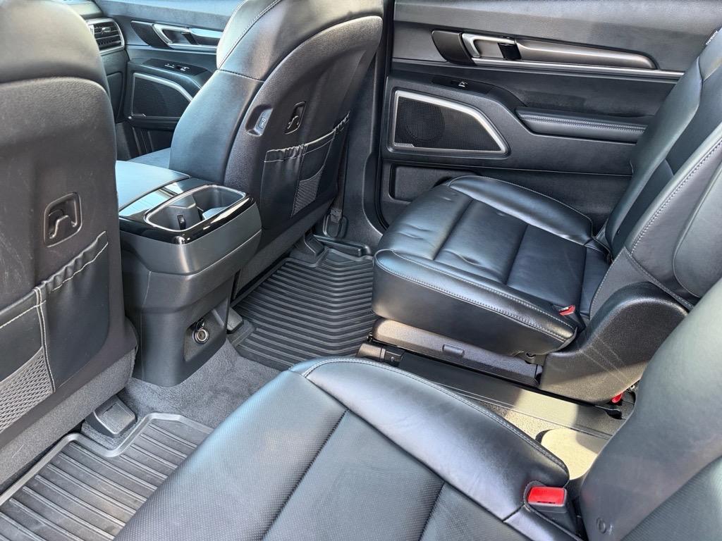 used 2025 Kia Telluride car, priced at $36,989