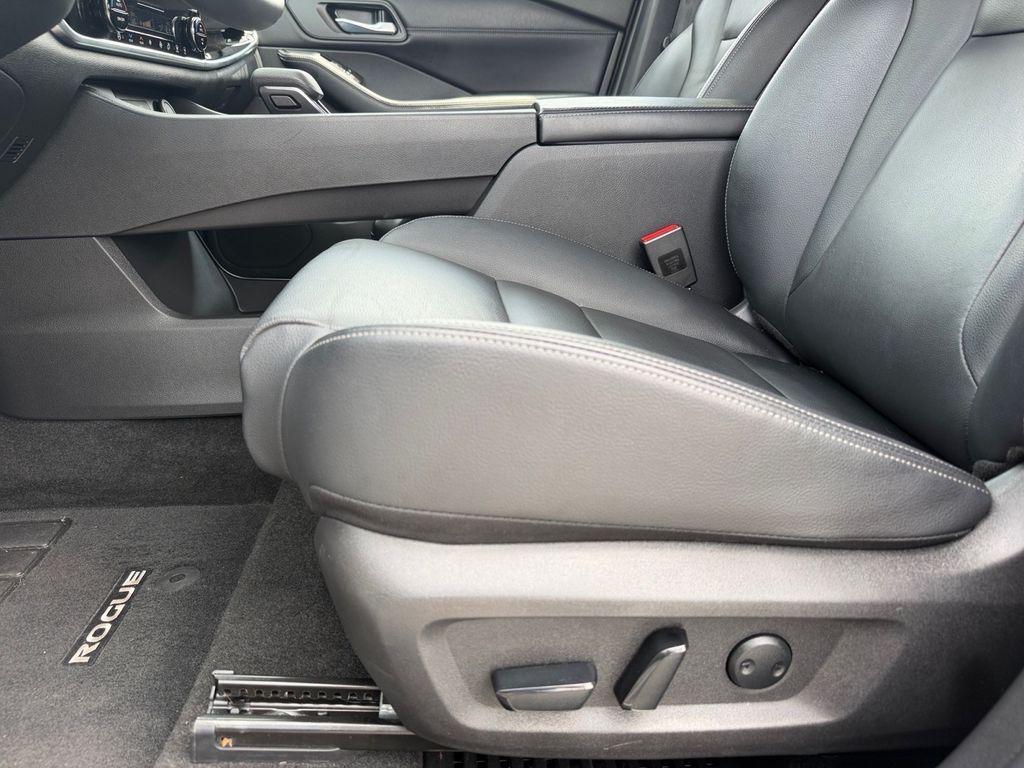 used 2024 Nissan Rogue car, priced at $29,846