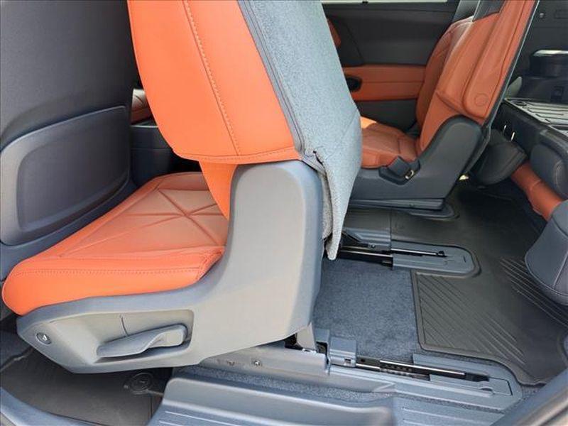 new 2027 Kia Telluride Hybrid car, priced at $53,660