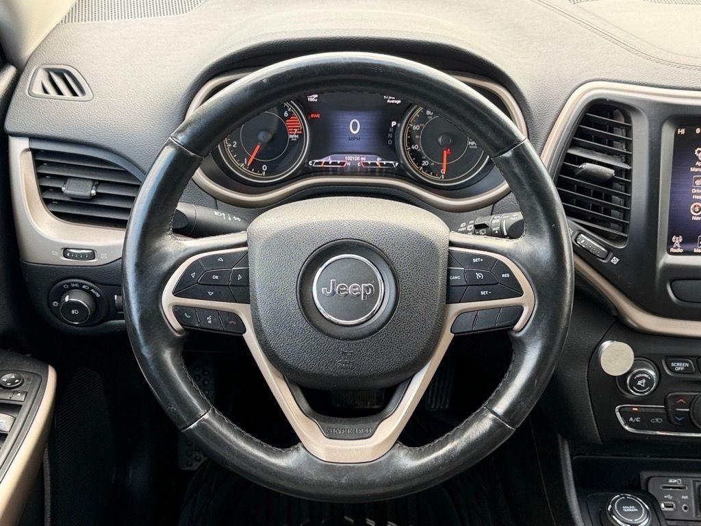 used 2018 Jeep Cherokee car, priced at $15,979